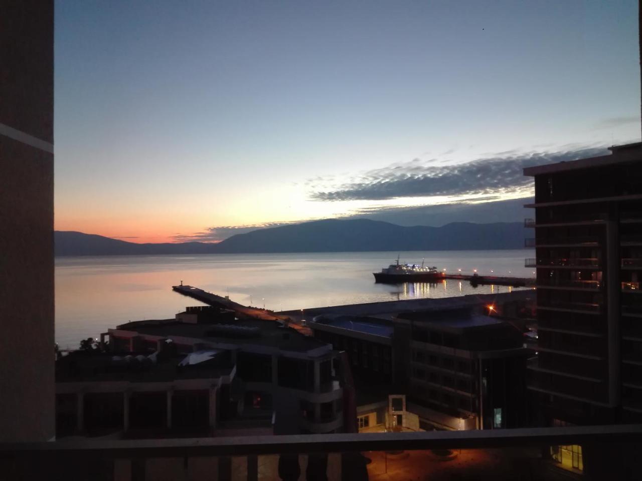Guidus Apartment Vlorë Exterior foto